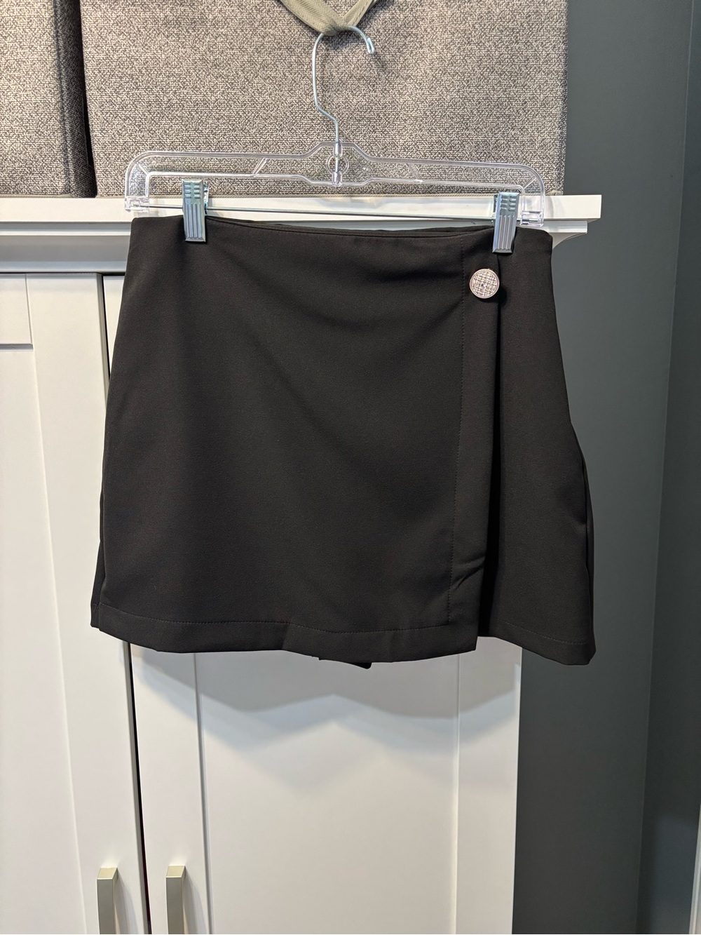 No Brand Black Mini Wrap Skort with Gold Tone Button Size M